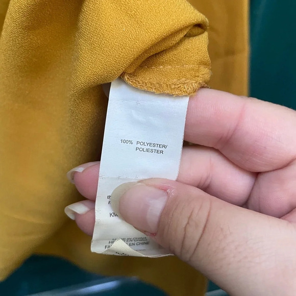 KENZIE SMOCKED BLOUSE - Picture 3 of 4